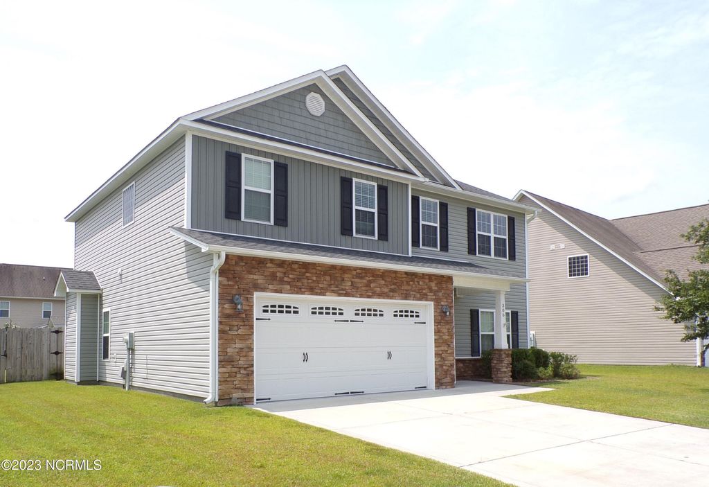 Photo of 306 Merin Height Road, Jacksonville, NC 28546 (MLS # 100559579)