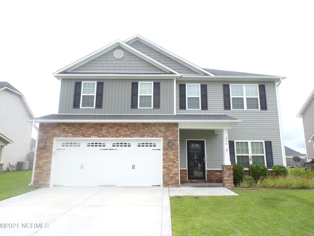 Photo of 306 Merin Height Road, Jacksonville, NC 28546 (MLS # 100559579)