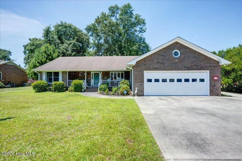 Homes For Sale - 217 Pinewood Drive<br/> New Bern, NC 28562