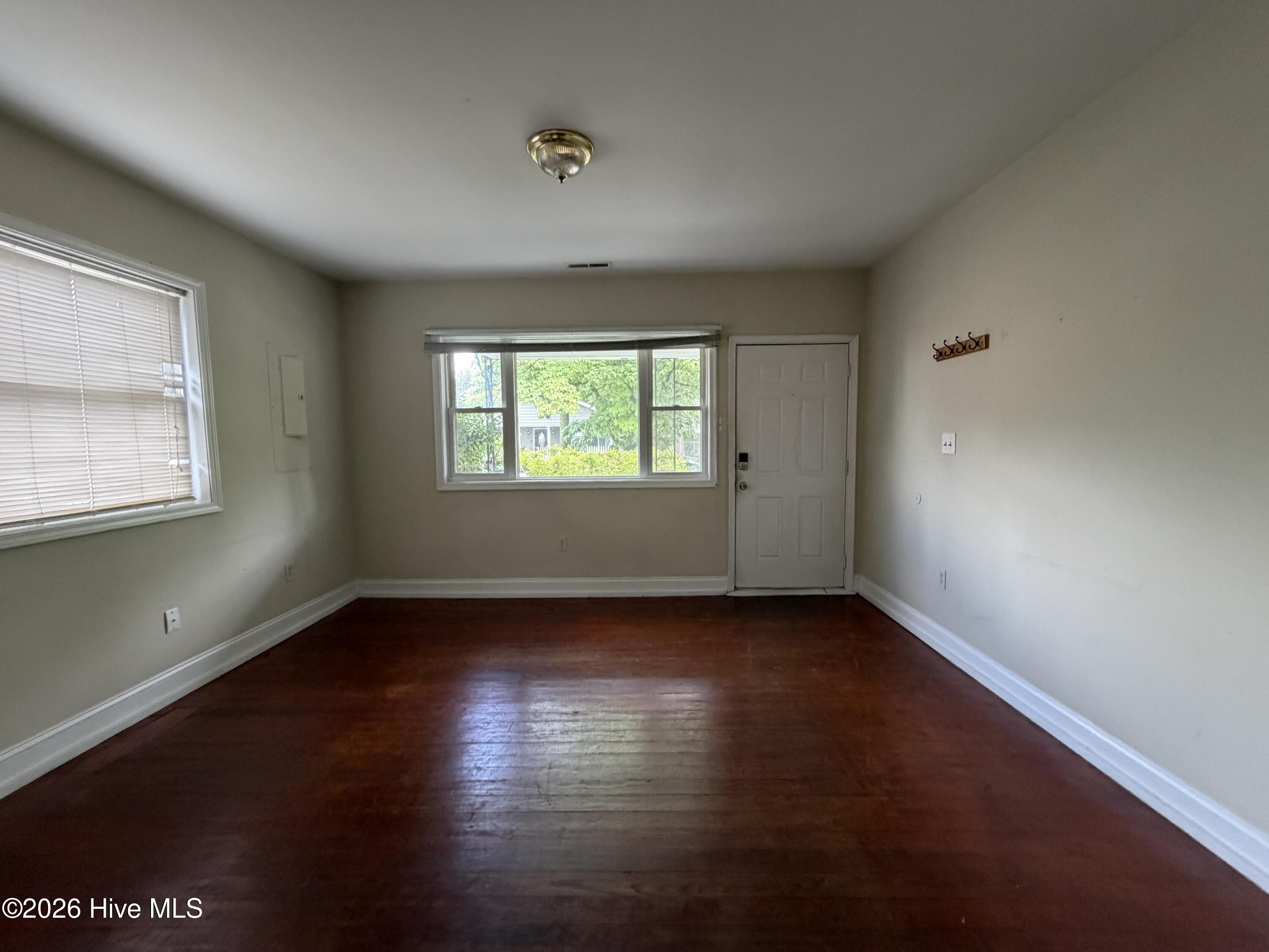 506 S 7th Street