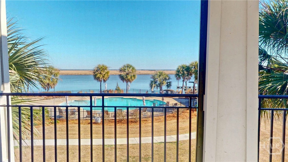 2805 River Oaks Drive