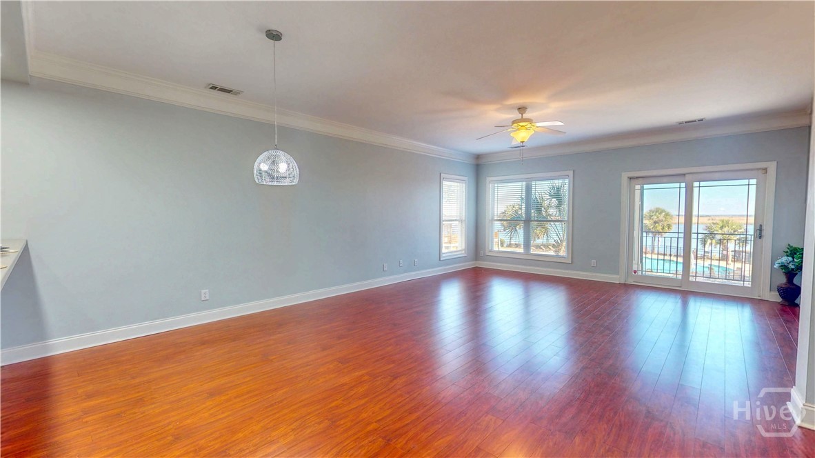 2805 River Oaks Drive