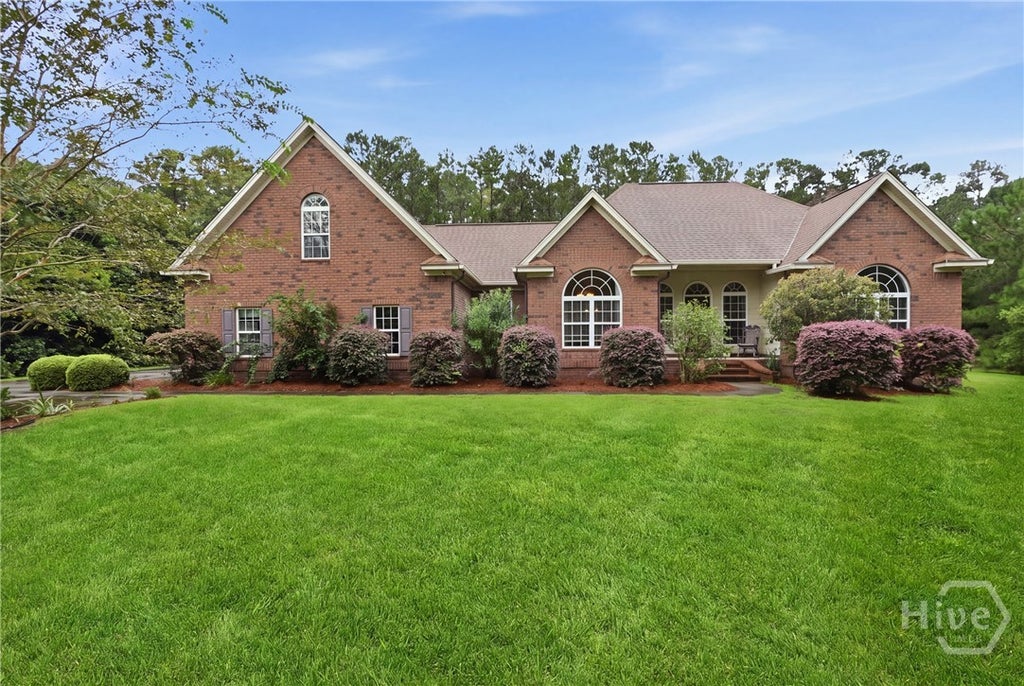 Photo of 141 Saint Catherine Circle, Richmond Hill, GA 31324 (MLS # SA363969)