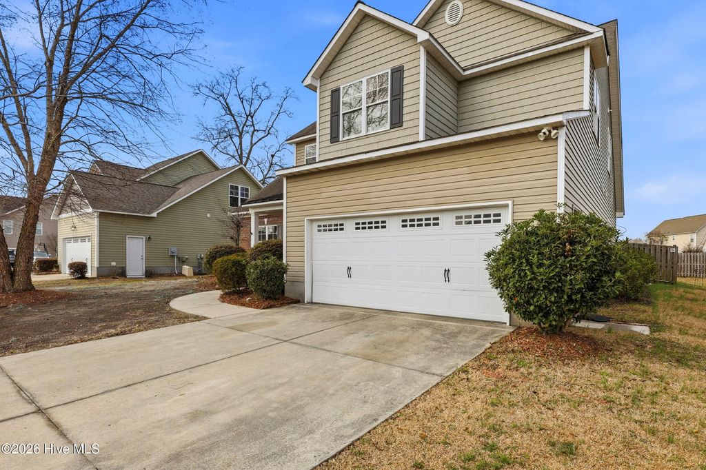 Photo of 1707 Stones Edge Loop, Wilmington, NC 28405 (MLS # 100557716)