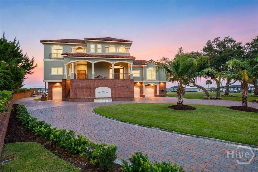 59 Amanda Drive