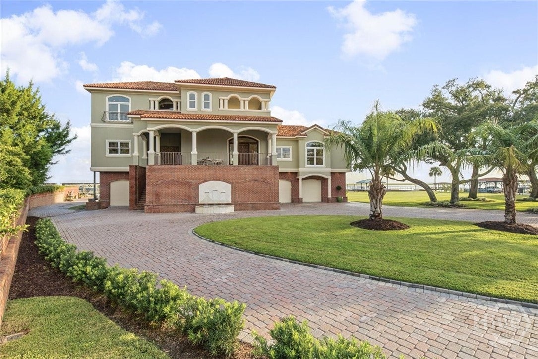 59 Amanda Drive