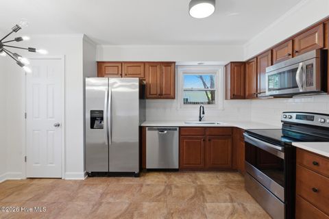 Tiny photo for 1100 Shroyer Circle, Jacksonville, NC 28540 (MLS # 100568692)