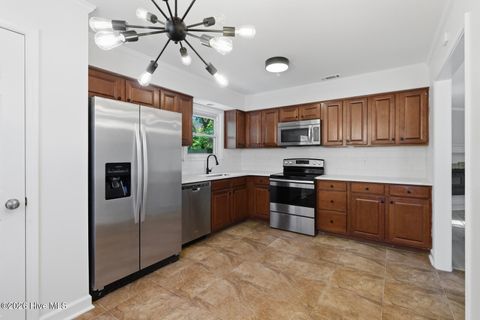 Tiny photo for 1100 Shroyer Circle, Jacksonville, NC 28540 (MLS # 100568692)