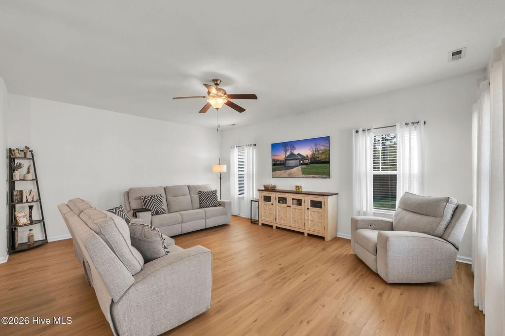 Photo of 103 S Heritage Tree Manor, Moyock, NC 27958 (MLS # 100566181)