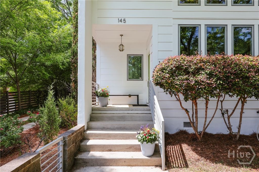 Photo of 145 Satula Avenue, Athens, GA 30601 (MLS # CL353360)