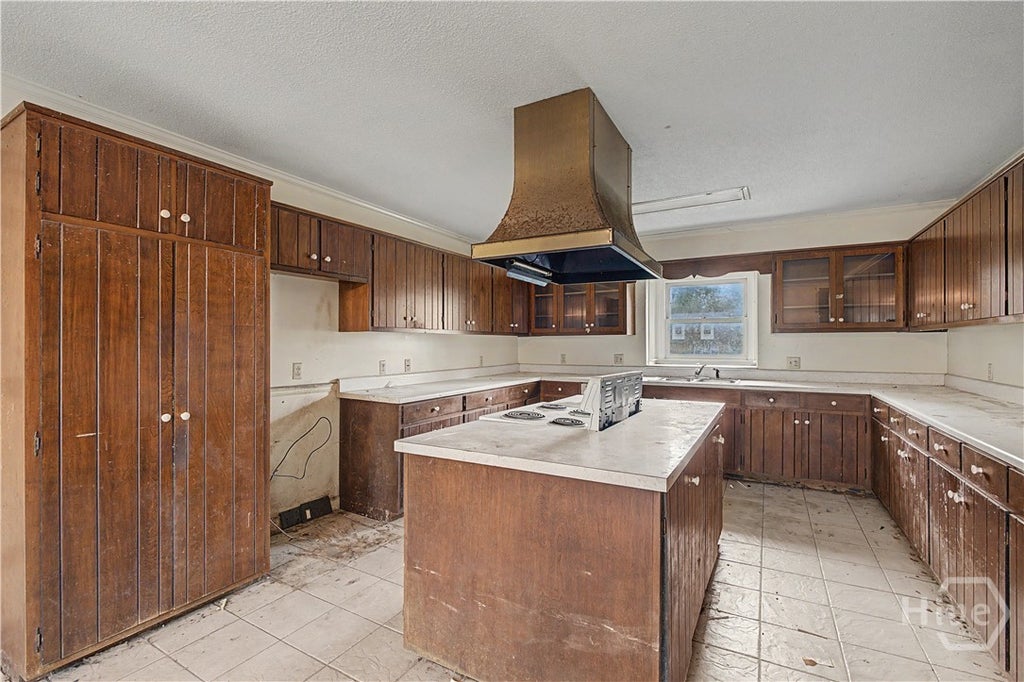 Photo of 307 Glynn Street, Jesup, GA 31545 (MLS # SA361022)