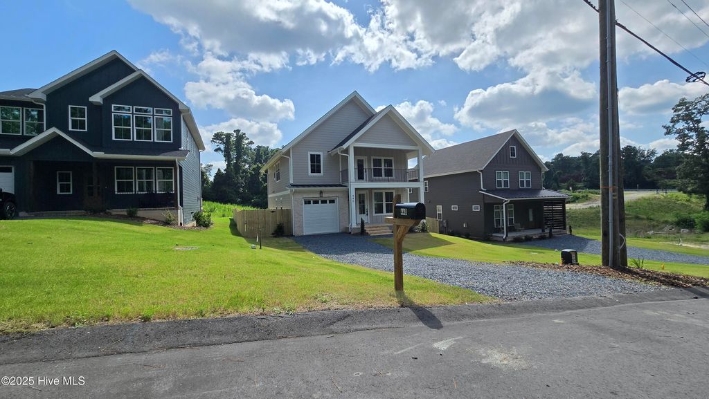 Photo of 440 W Illinois Avenue, Southern Pines, NC 28387 (MLS # 100556021)