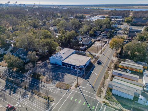 1502 E Lake Shore Drive Wilmington NC 28401