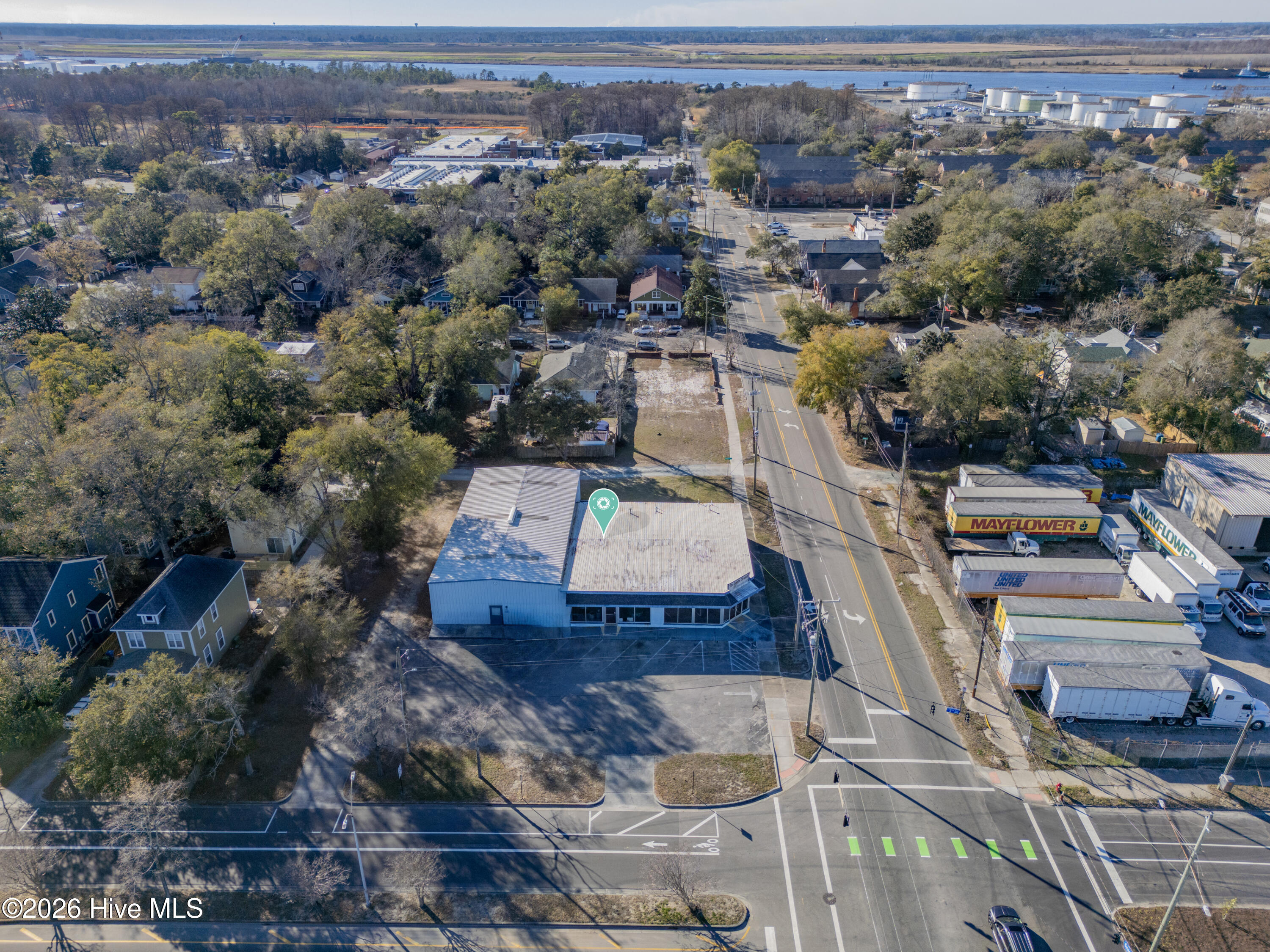 1502 E Lake Shore Drive