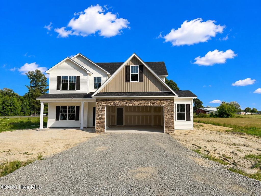 Photo of 47 Yardley Drive, Smithfield, NC 27577 (MLS # 100577515)
