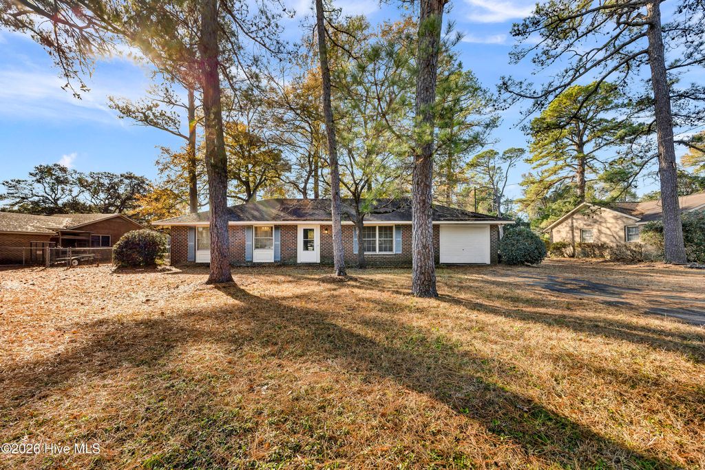 Photo of 4014 Lake Avenue, Wilmington, NC 28403 (MLS # 100547250)
