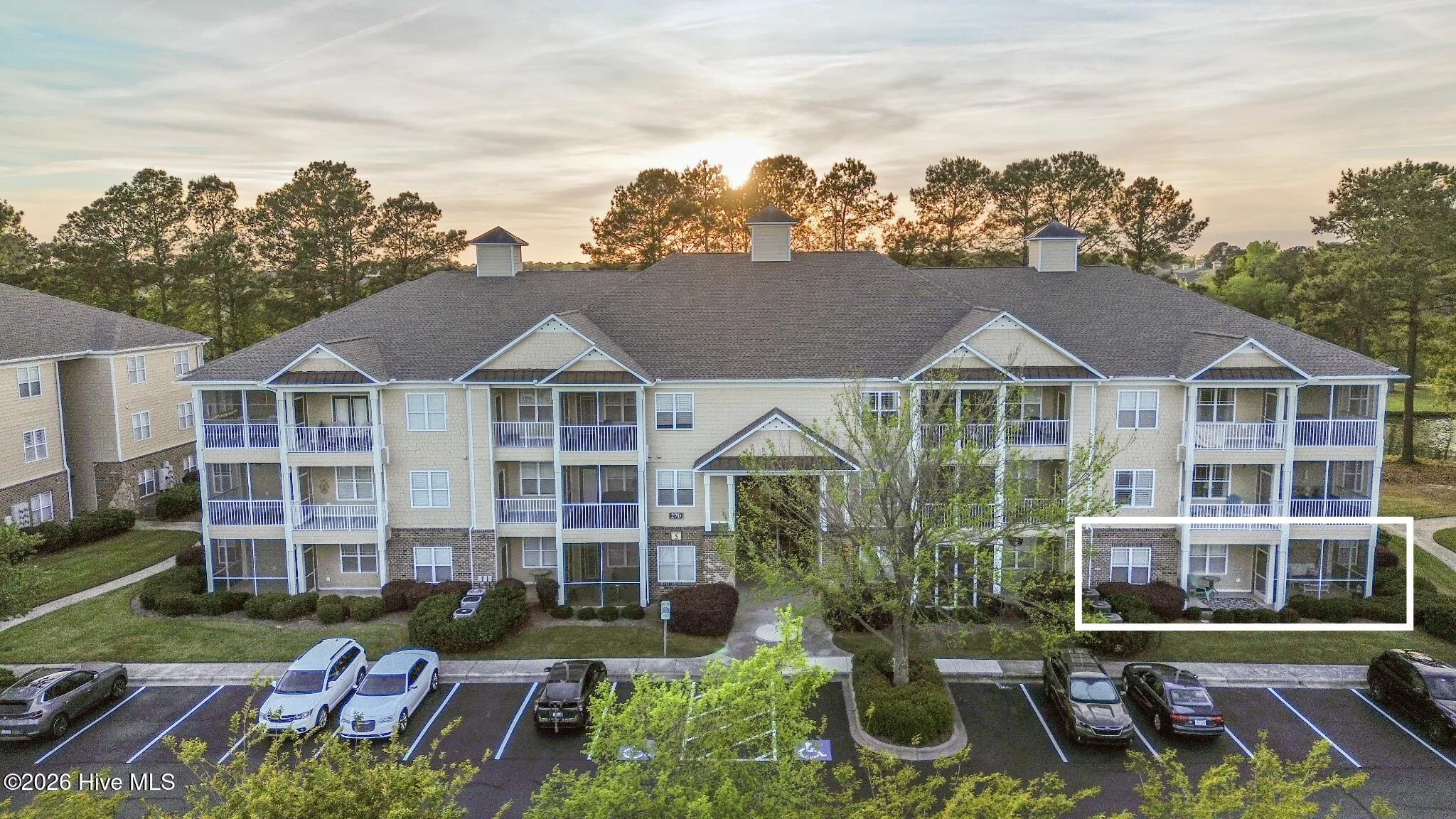 270 Woodlands Way Unit Unit 2
