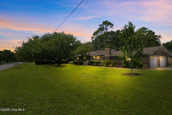 4637 DEAN DR, WILMINGTON, NC 28405 - Image 543bb91cbd08ee2b817cecabb611fd45/2098583167