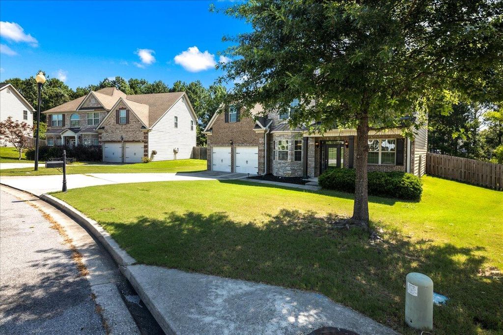 Photo of 327 Bellhaven Drive, Evans, GA 30809 (MLS # 552581)