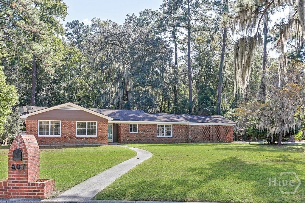 Photo of 607 Glenbrook Road, Savannah, GA 31419 (MLS # SA365481)