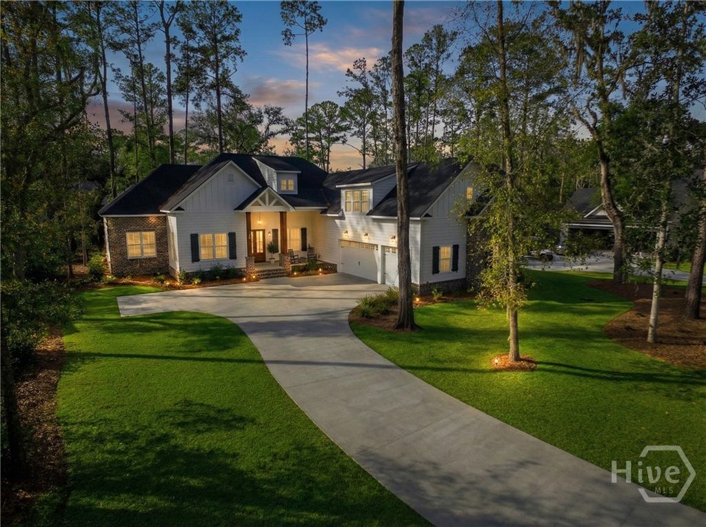 Photo of 542 Linkside Lake Drive, Richmond Hill, GA 31324 (MLS # SA348119)