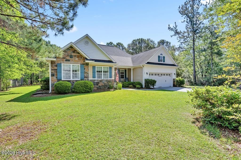 Photo of 223 Royal Tern Drive, Sneads Ferry, NC 28460 (MLS # 100571619)