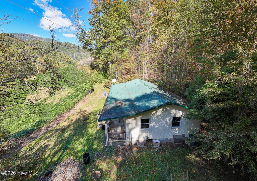Photo of 174 Gregory Hill Road, Topton, NC 28781 (MLS # 100612772)