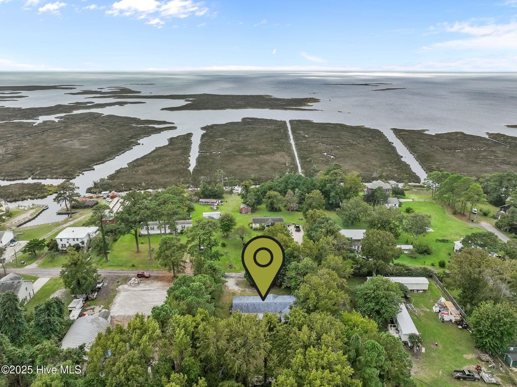 Photo of 92 Mosley Lane, Wanchese, NC 27981 (MLS # 100534120)