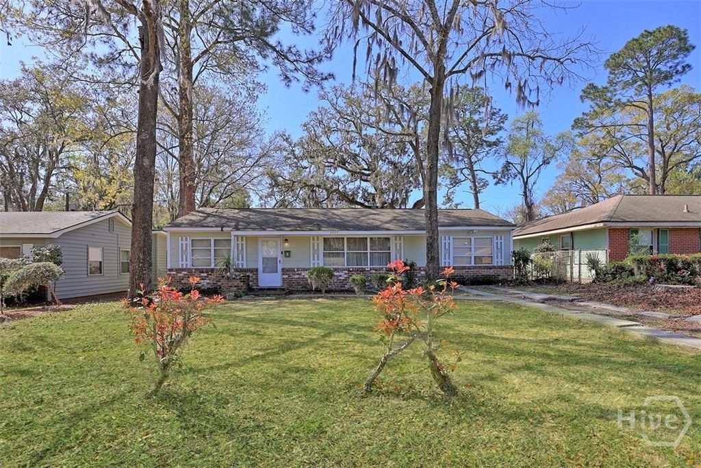 Photo of 2223 N Fernwood Court, Savannah, GA 31404 (MLS # SA350231)