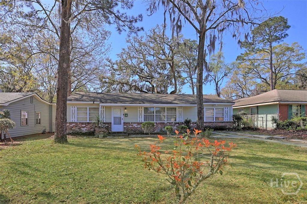 Photo of 2223 N Fernwood Court, Savannah, GA 31404 (MLS # SA350231)