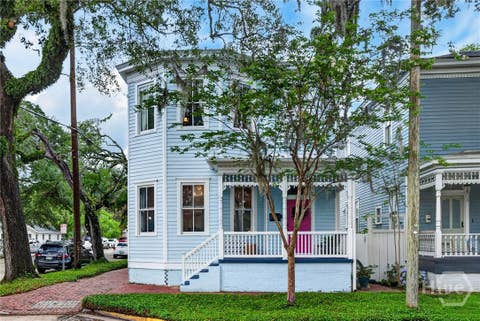Homes For Sale - 202 E 32nd Street<br/> Chatham County, Savannah, GA 31401