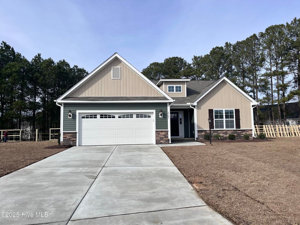 Photo of 2101 Rhinestone Drive, Winterville, NC 28590 (MLS # 100507718)