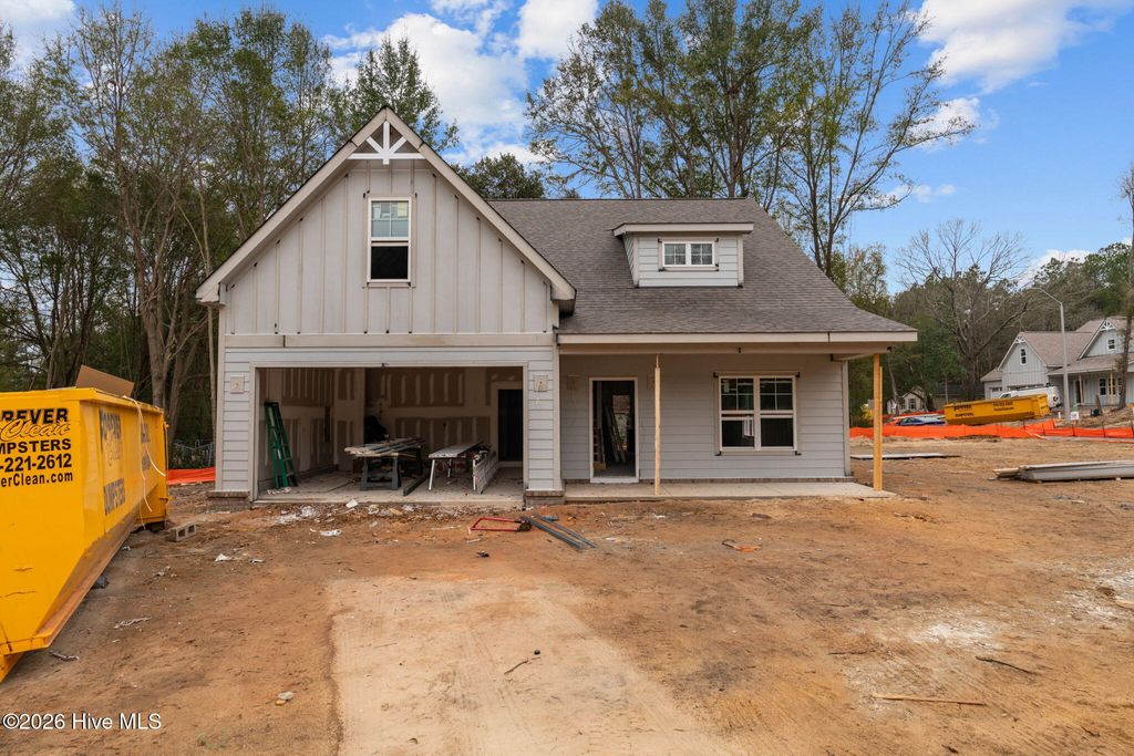 Photo of 220 Telluride Court, Aberdeen, NC 28315 (MLS # 100549523)