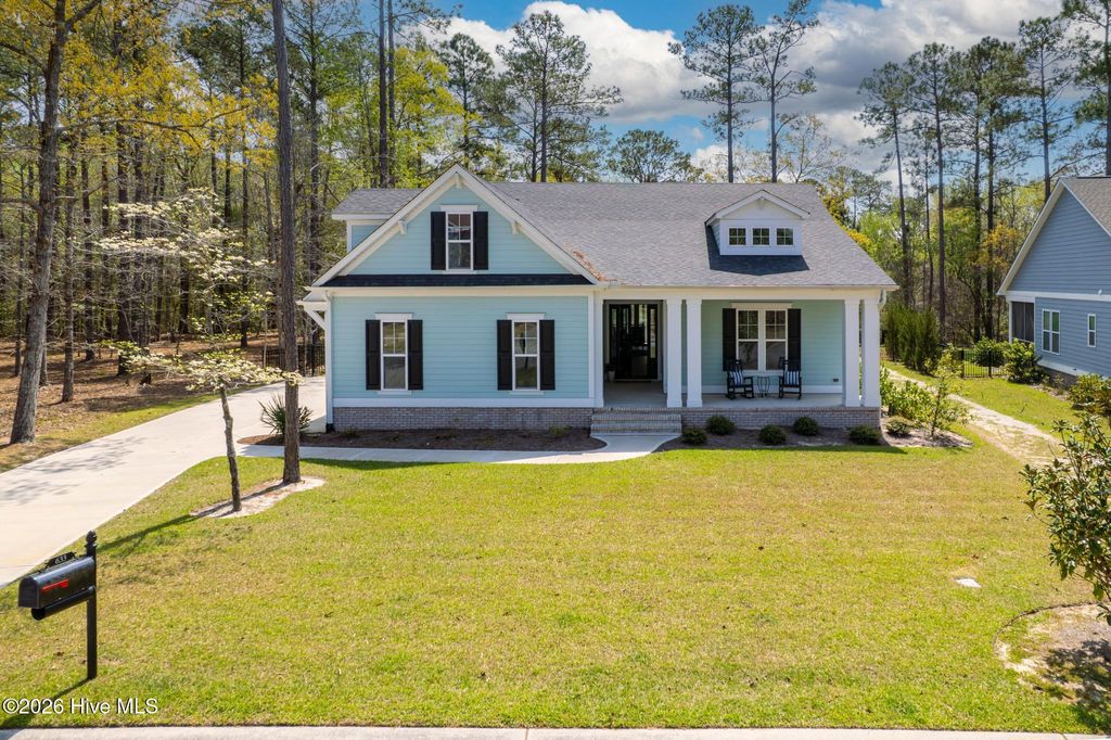 Photo of 633 Ashbury Drive SE, Bolivia, NC 28422 (MLS # 100564627)