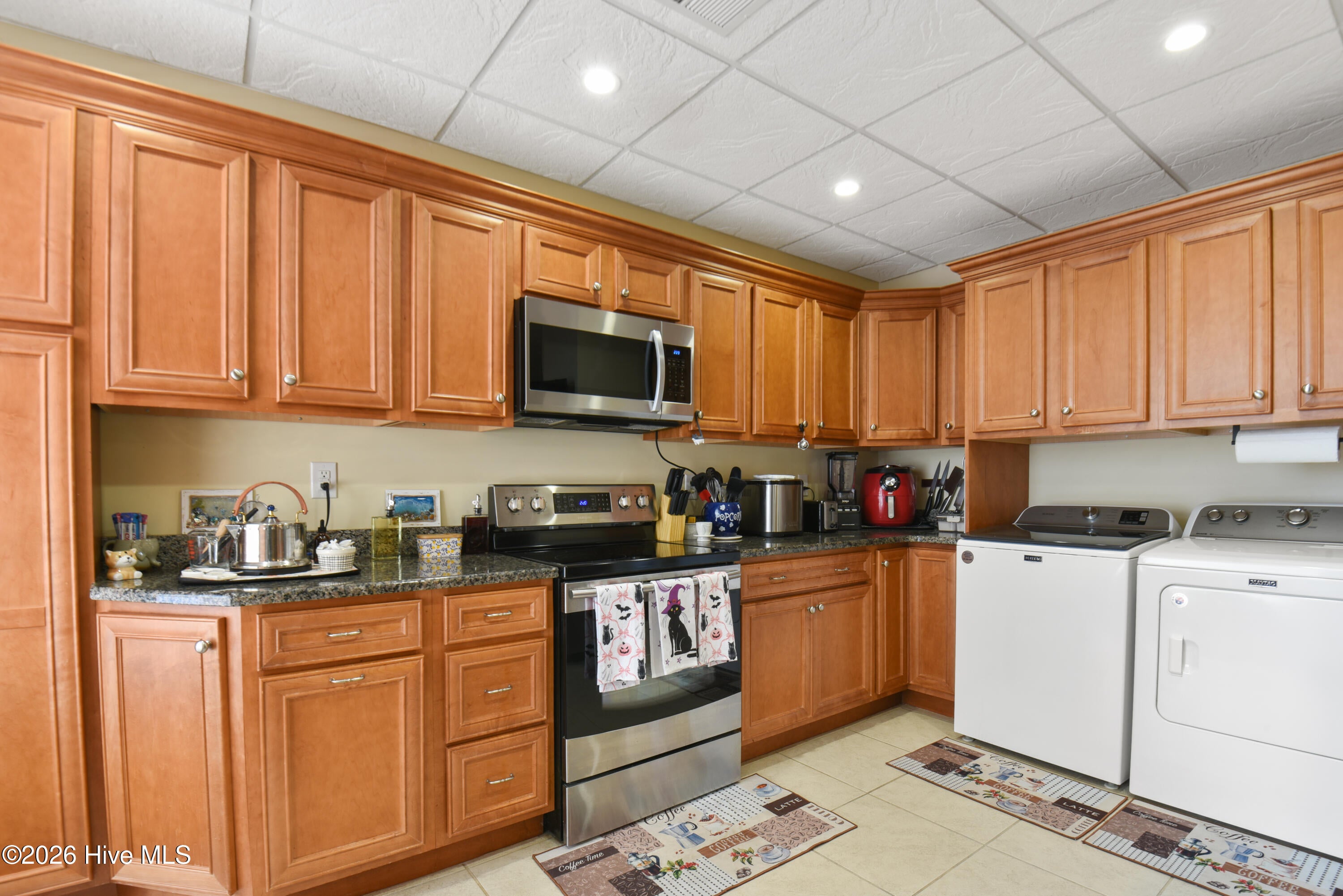 2000 New River Inlet Road 1004