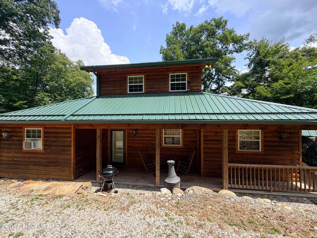 Photo of 119 Bucks Nest Drive, Topton, NC 28781 (MLS # 100596666)