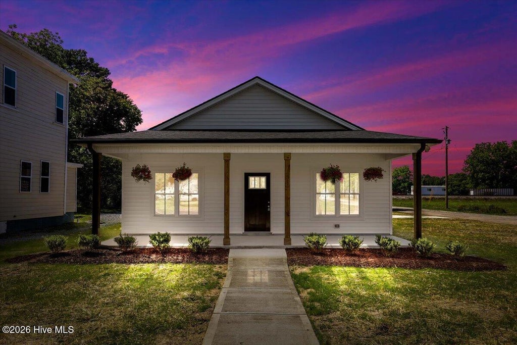 Photo of 4274 Ellis Avenue, Farmville, NC 27828 (MLS # 100593625)