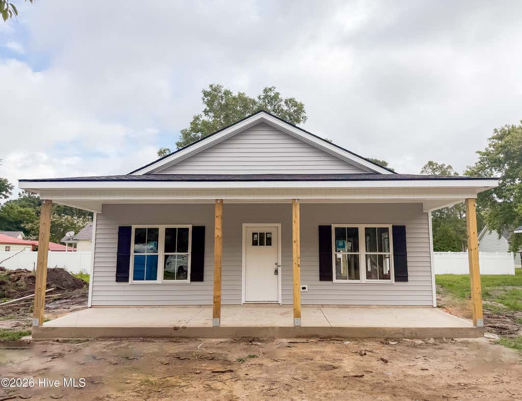 Photo of 4274 Ellis Avenue, Farmville, NC 27828 (MLS # 100593625)