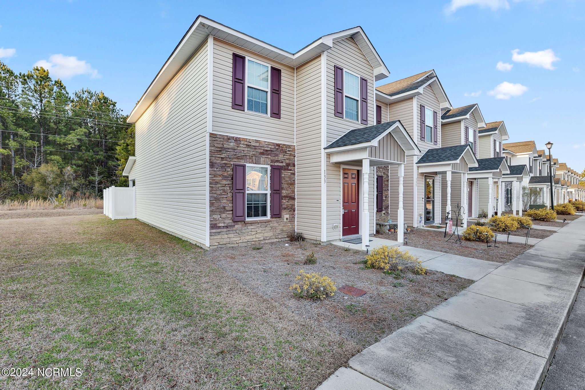 133 W Murrow Lane