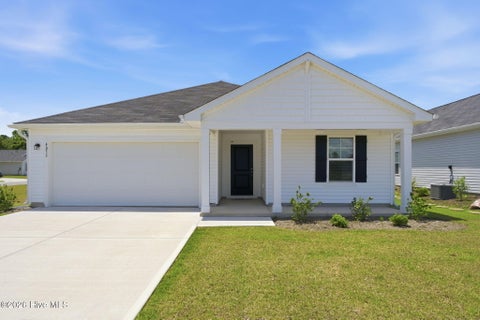 Photo of 4853 Abbington Oaks Way SE, Southport, NC 28461 (MLS # 100494824)