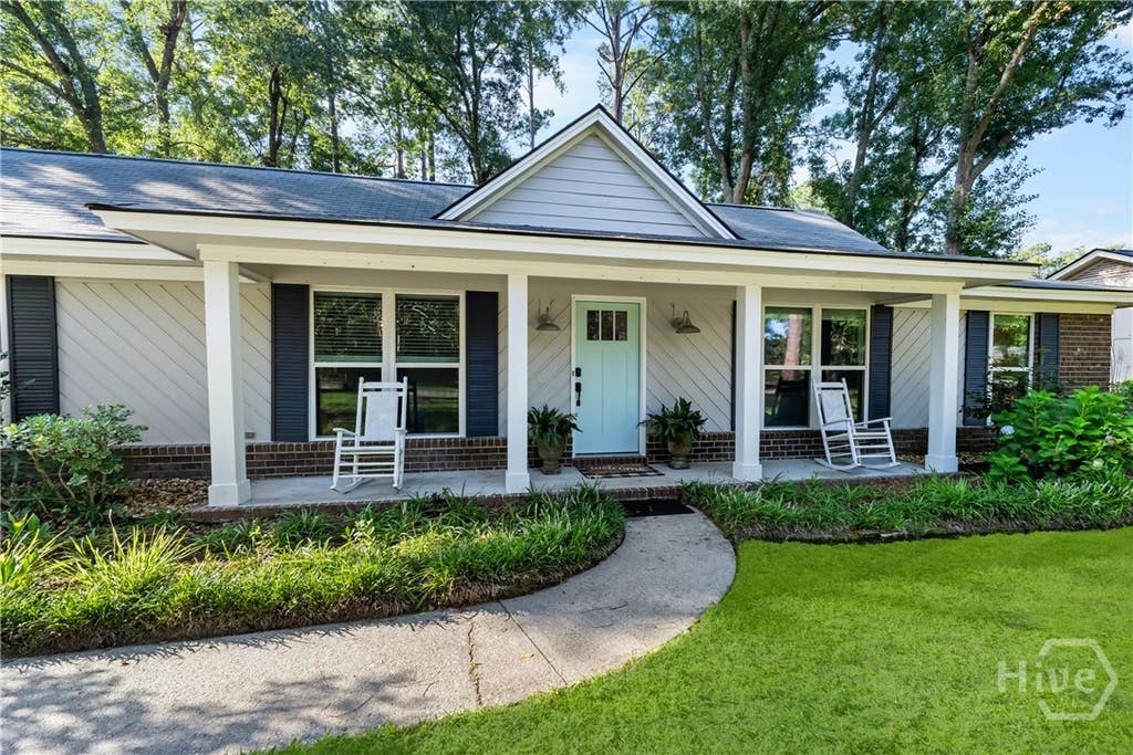 Photo of 100 Strathy Hall Drive, Richmond Hill, GA 31324 (MLS # SA361498)