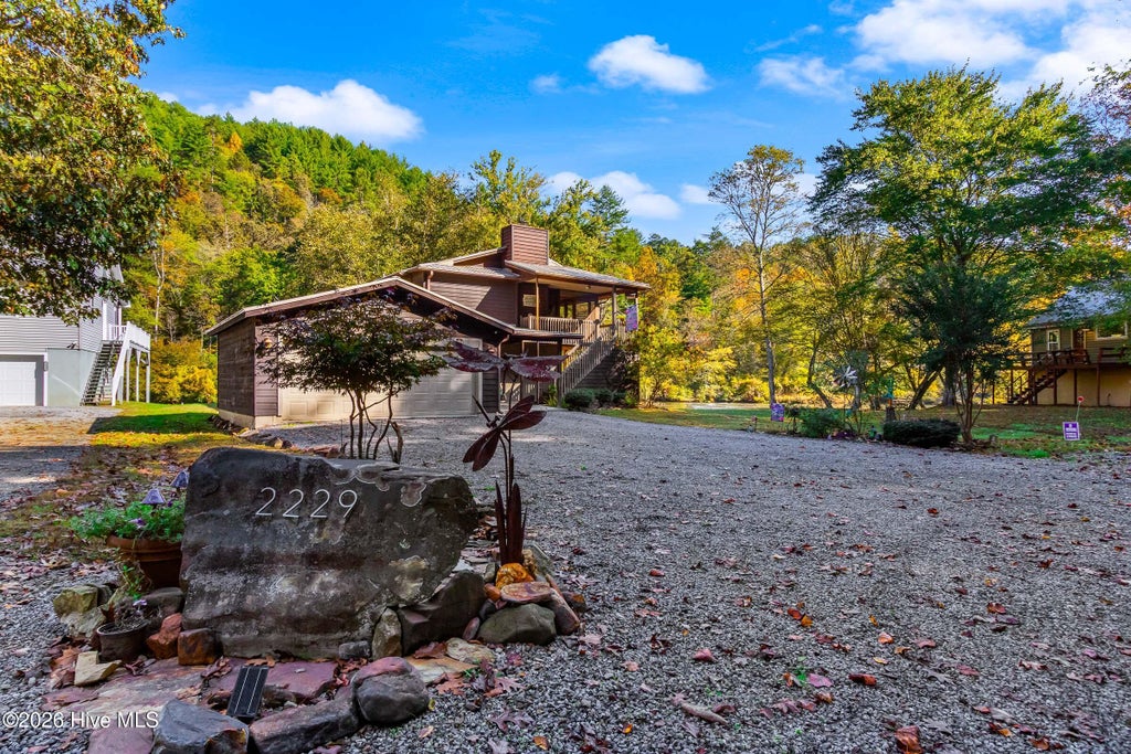 Photo of 2229 Die Bend Road, Murphy, NC 28906 (MLS # 100611720)