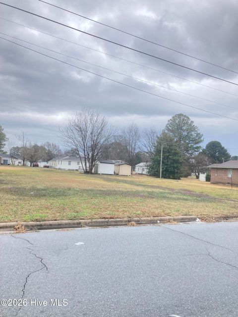 Vacant Land For Sale - 4617821019 Williams Street<br/> Farmville, NC 27828
