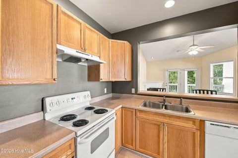 Tiny photo for 706 Indica Court #302, Wilmington, NC 28405 (MLS # 100611801)