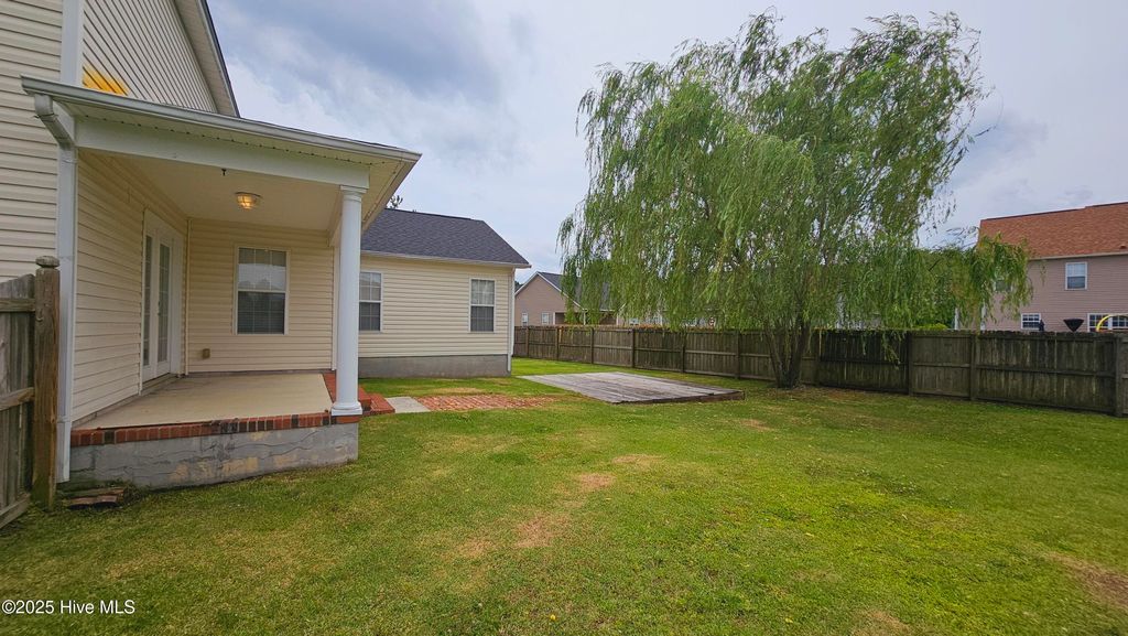 Photo of 104 Dorsett Court, Jacksonville, NC 28546 (MLS # 100565792)