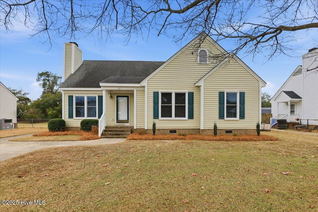 Photo of 2811 Daisy Lane N, Wilson, NC 27896 (MLS # 100546844)