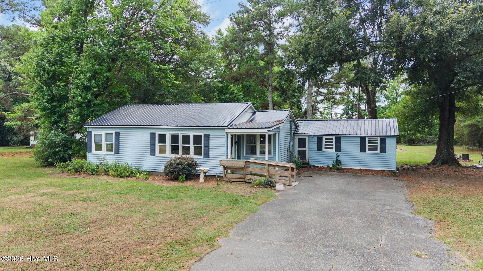 2426 Sarecta Road