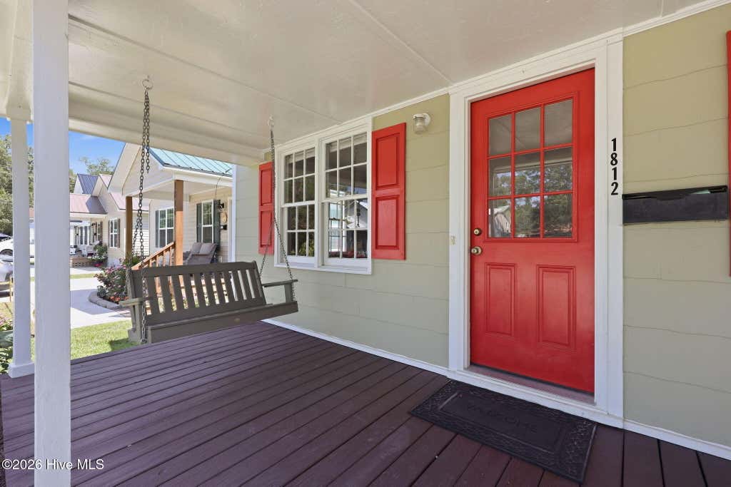 Photo of 1812 Greensboro Street, New Bern, NC 28560 (MLS # 100585831)