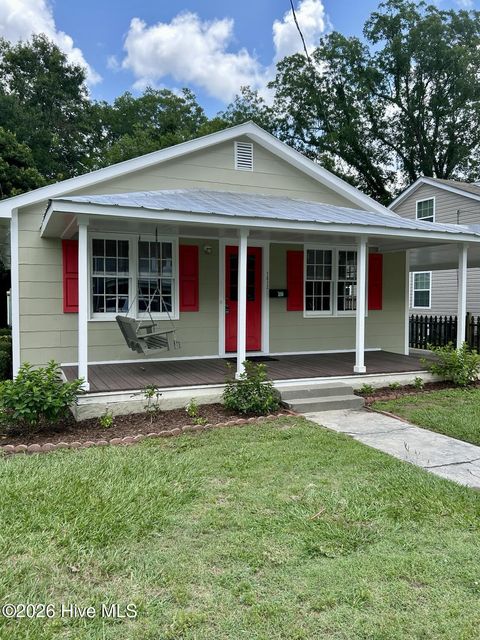 Homes For Sale - 1812 Greensboro Street<br/> New Bern, NC 28560