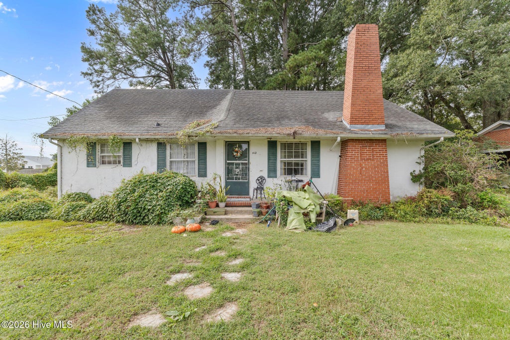 Photo of 410 E 2nd Street, Princeton, NC 27569 (MLS # 100611667)